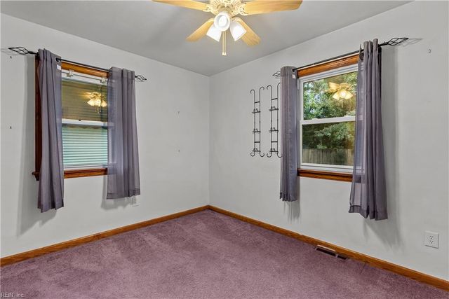 2704 George Dr DR, Chesapeake, VA 23323