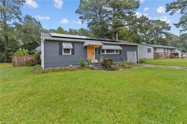 2704 George Dr DR, Chesapeake, VA 23323