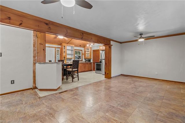 2704 George Dr DR, Chesapeake, VA 23323