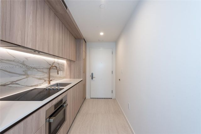 77 SE 5th Street 1804, Miami, FL 33131