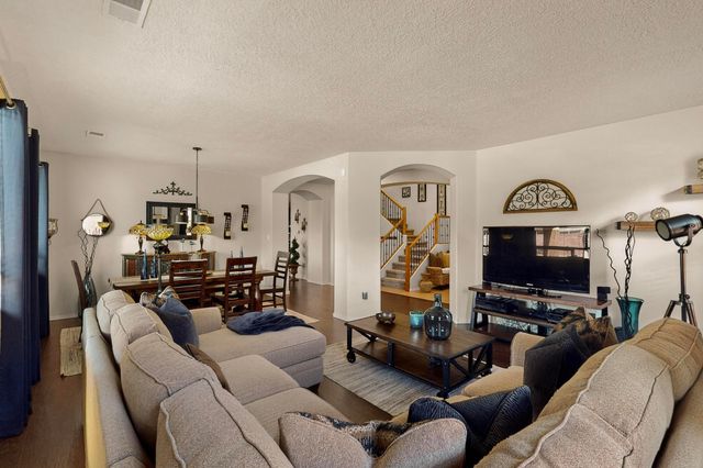 8142 SAND SPRINGS Circle NW, Albuquerque, NM 87114