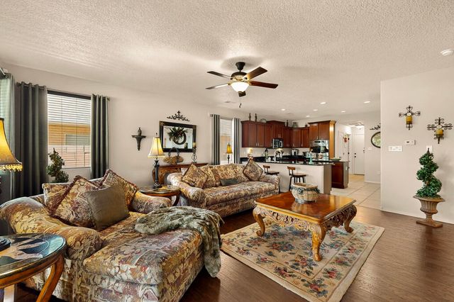 8142 SAND SPRINGS Circle NW, Albuquerque, NM 87114