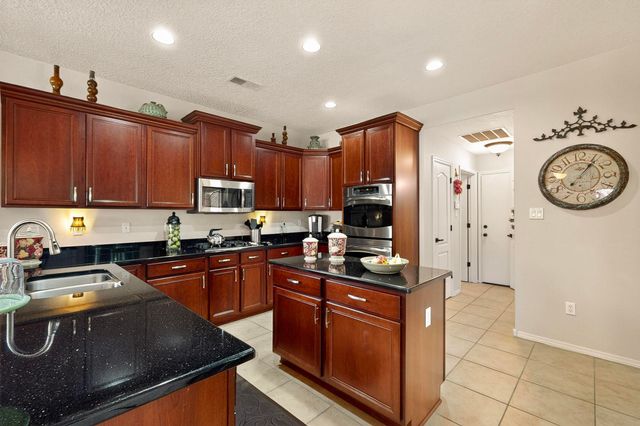 8142 SAND SPRINGS Circle NW, Albuquerque, NM 87114