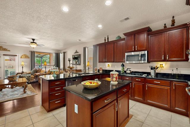 8142 SAND SPRINGS Circle NW, Albuquerque, NM 87114