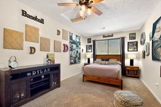 8142 SAND SPRINGS Circle NW, Albuquerque, NM 87114