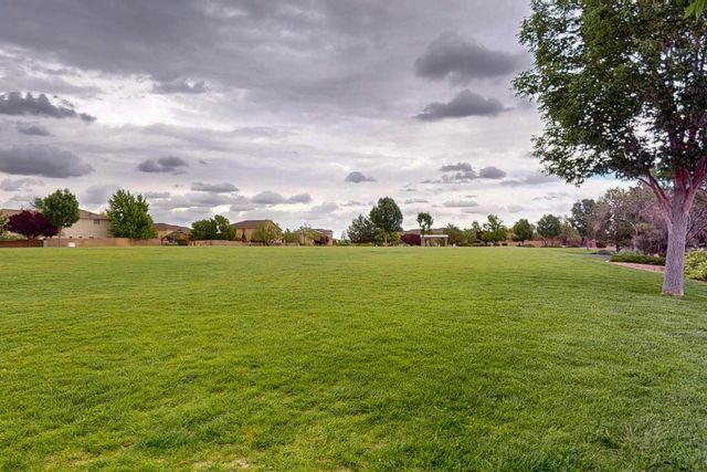 8142 SAND SPRINGS Circle NW, Albuquerque, NM 87114