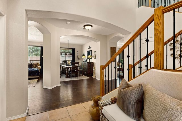 8142 SAND SPRINGS Circle NW, Albuquerque, NM 87114