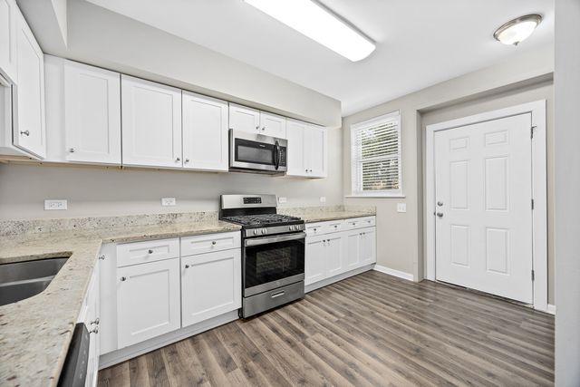 6535 26th Place, Berwyn, IL 60402