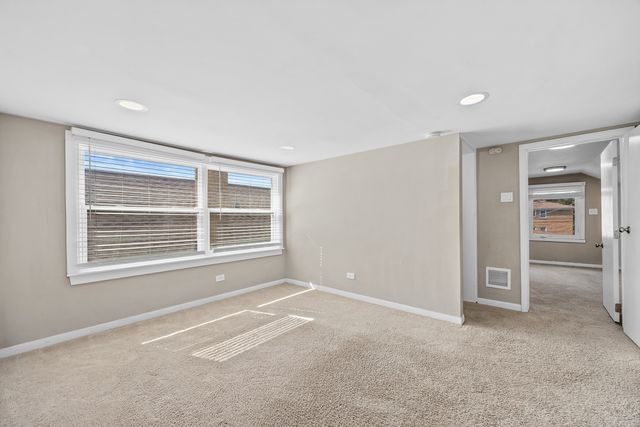 6535 26th Place, Berwyn, IL 60402