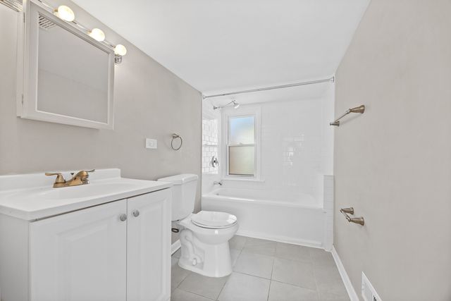 6535 26th Place, Berwyn, IL 60402