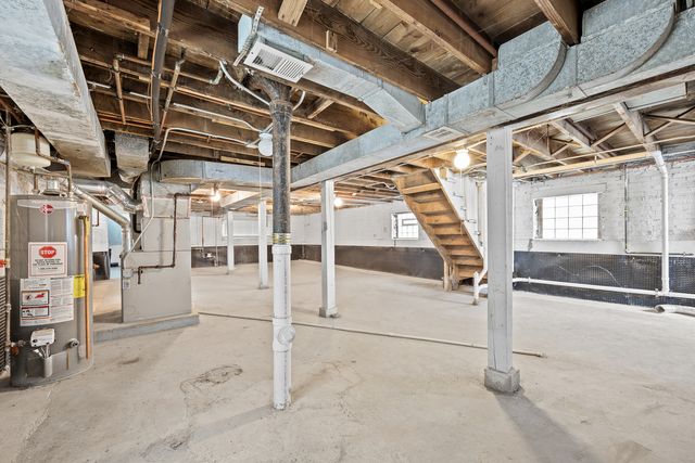 6535 26th Place, Berwyn, IL 60402