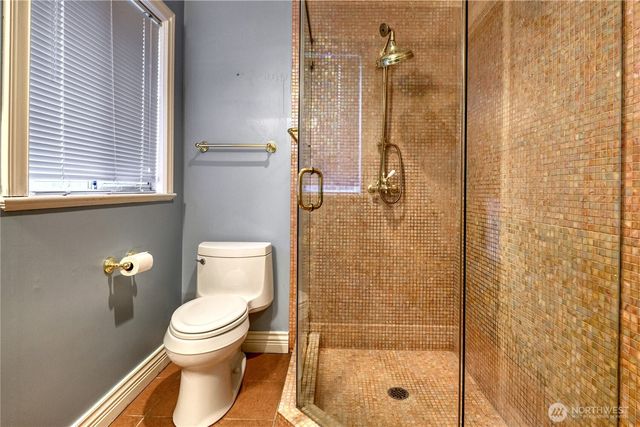 245 Shady Glen Avenue, Point Roberts, WA 98281