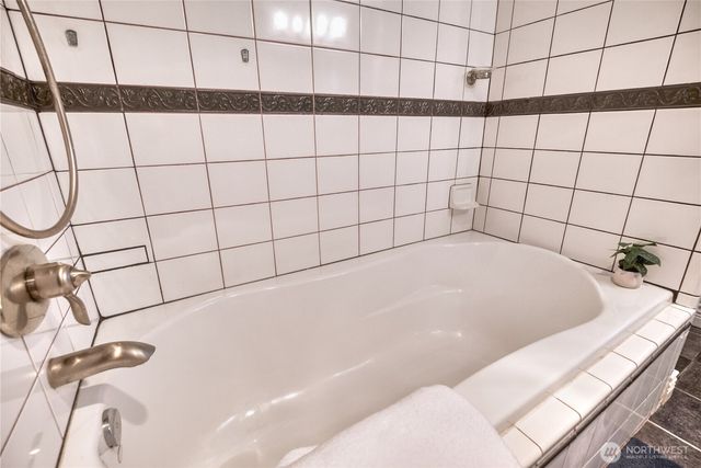 245 Shady Glen Avenue, Point Roberts, WA 98281