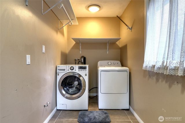 245 Shady Glen Avenue, Point Roberts, WA 98281