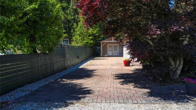 245 Shady Glen Avenue, Point Roberts, WA 98281