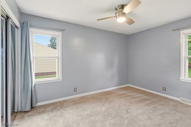 8908 Falls Lane, Broadview Heights, OH 44147