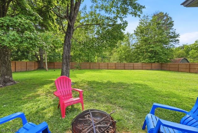 8908 Falls Lane, Broadview Heights, OH 44147