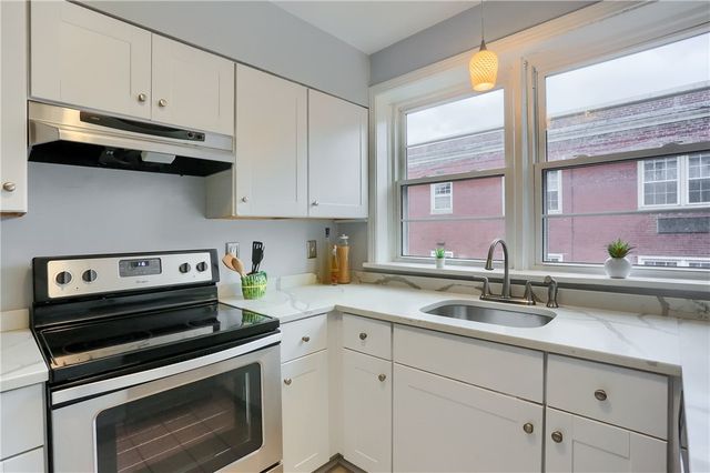 825 Morewood Ave G11, Shadyside, PA 15213