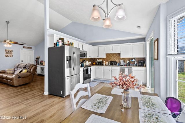 207 Somerset Drive, Raeford, NC 28376