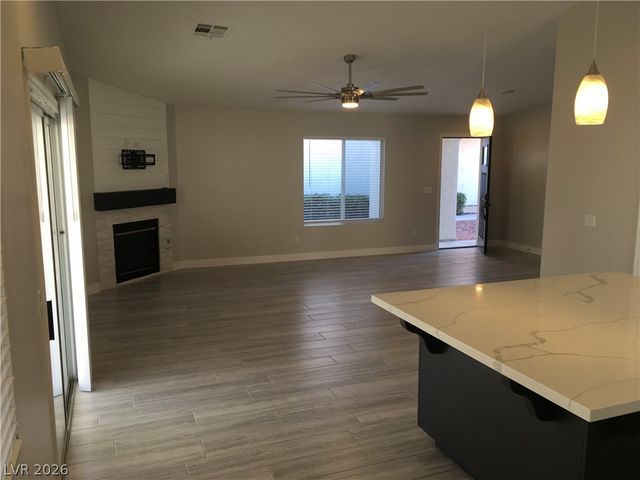 9378 Coral Berry Street, Las Vegas, NV 89123
