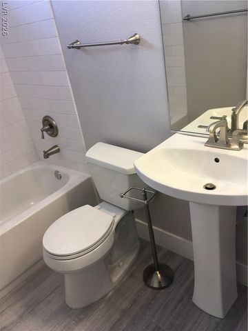 9378 Coral Berry Street, Las Vegas, NV 89123