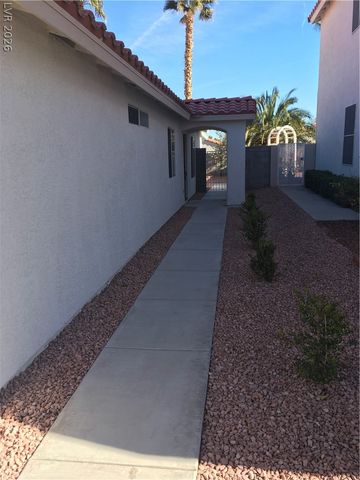 9378 Coral Berry Street, Las Vegas, NV 89123