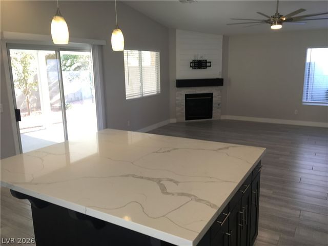 9378 Coral Berry Street, Las Vegas, NV 89123