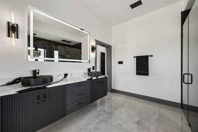 3611 Crosby Street, Irving, TX 75038