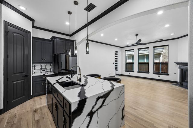3611 Crosby Street, Irving, TX 75038