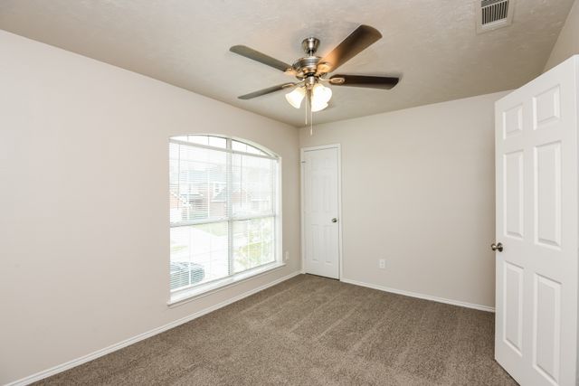 6900 Chaco Trail, Fort Worth, TX 76137