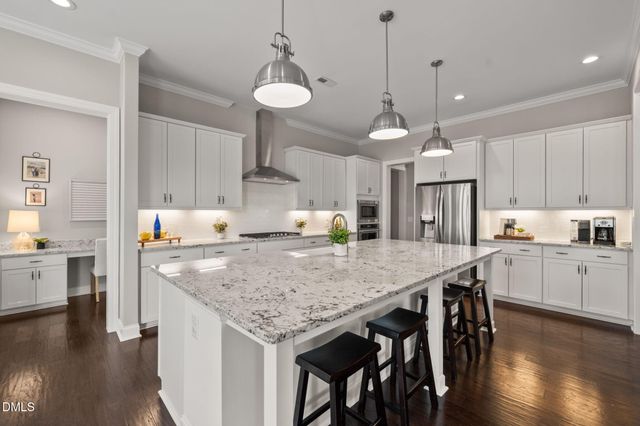 208 Cedar Wren Lane, Holly Springs, NC 27540