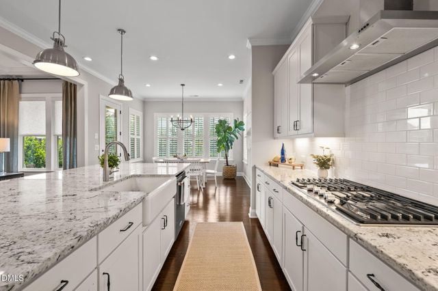 208 Cedar Wren Lane, Holly Springs, NC 27540