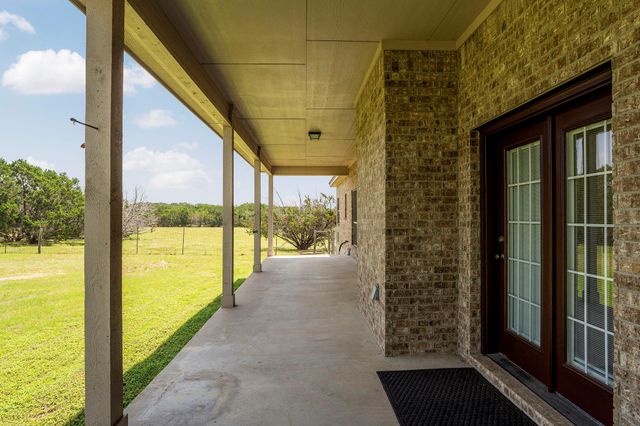 2110 County Road 285, Liberty Hill, TX 78642