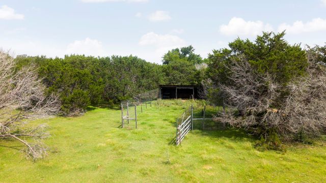 2110 County Road 285, Liberty Hill, TX 78642