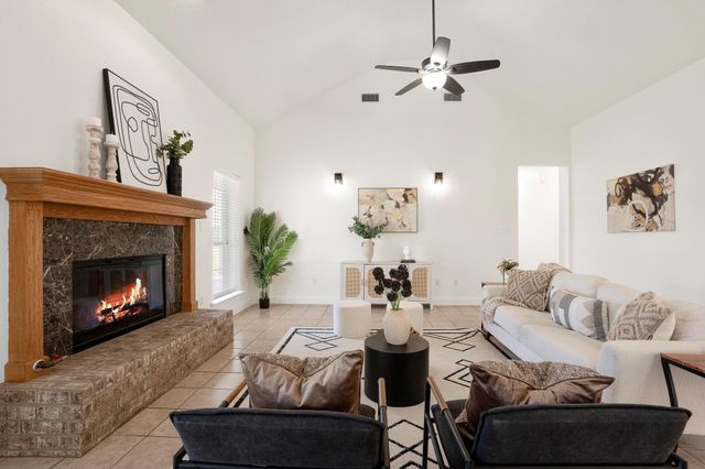 2110 County Road 285, Liberty Hill, TX 78642