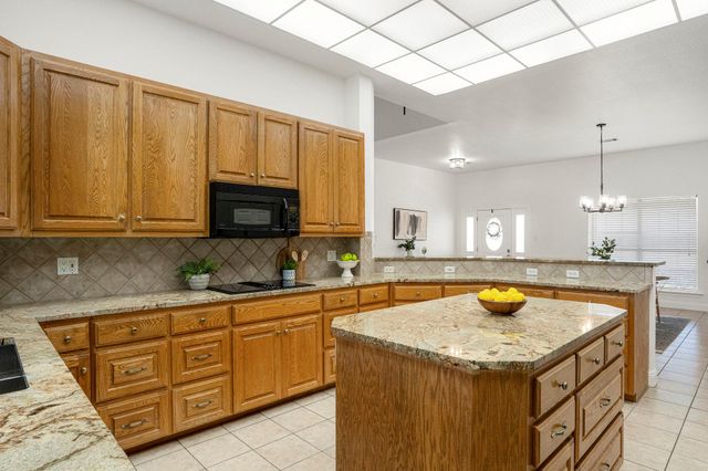 2110 County Road 285, Liberty Hill, TX 78642