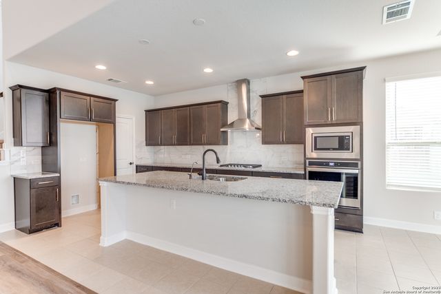 118 WICKERSHAM, Boerne, TX 78015