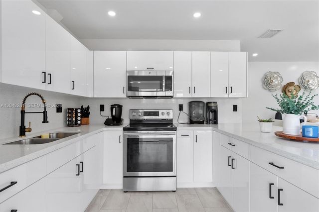 20917 SW 125th Ave Road, Miami, FL 33177