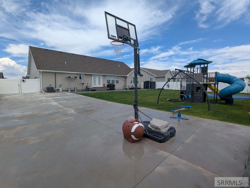 Image 30 of property listing at 6019 Lemhi Street, Idaho Falls, ID 83404