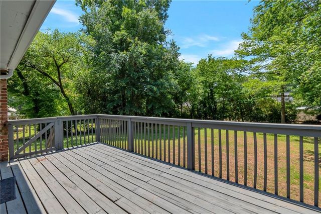 1289 Renee Drive SW, Lilburn, GA 30047