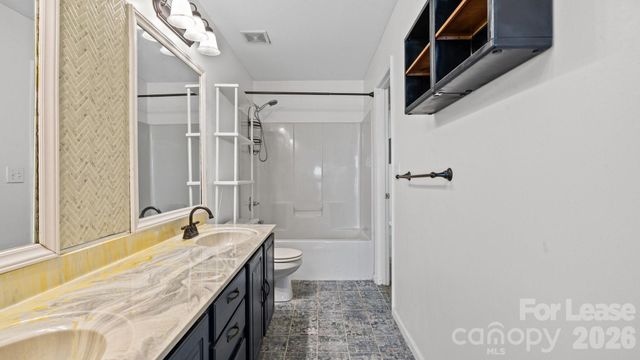 125 Forest Ridge Road, Mooresville, NC 28117