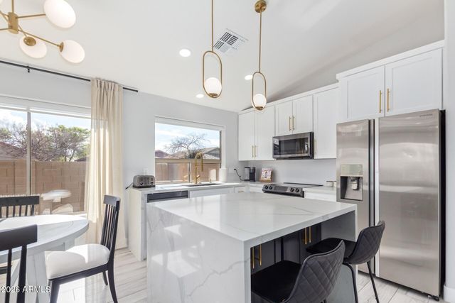 16019 W LINDEN Street, Goodyear, AZ 85338