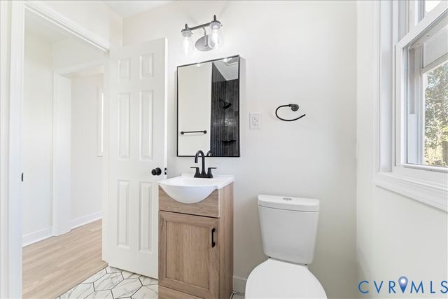 1906 Hobson Ln, Richmond, VA 23223