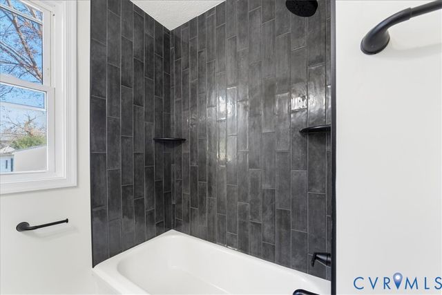 1906 Hobson Ln, Richmond, VA 23223