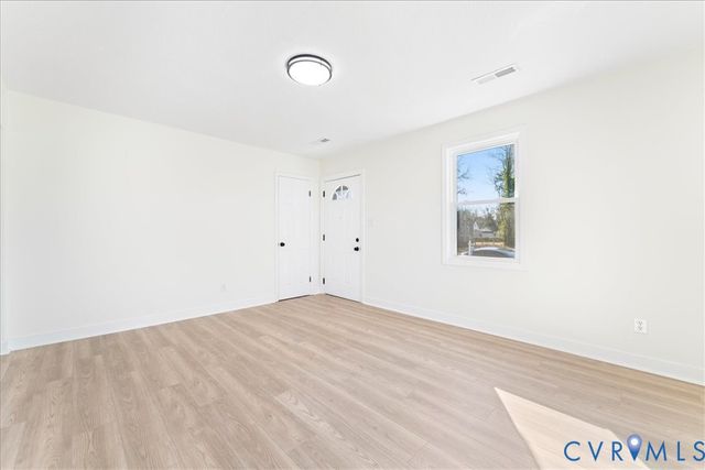 1906 Hobson Ln, Richmond, VA 23223