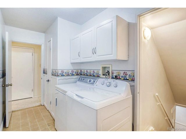 7453 W Cedar Cir, Lakewood, CO 80226