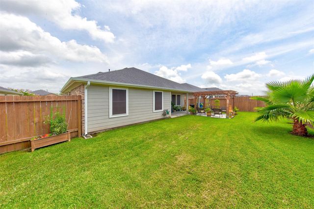 9705 Wall Street, Texas City, TX 77591