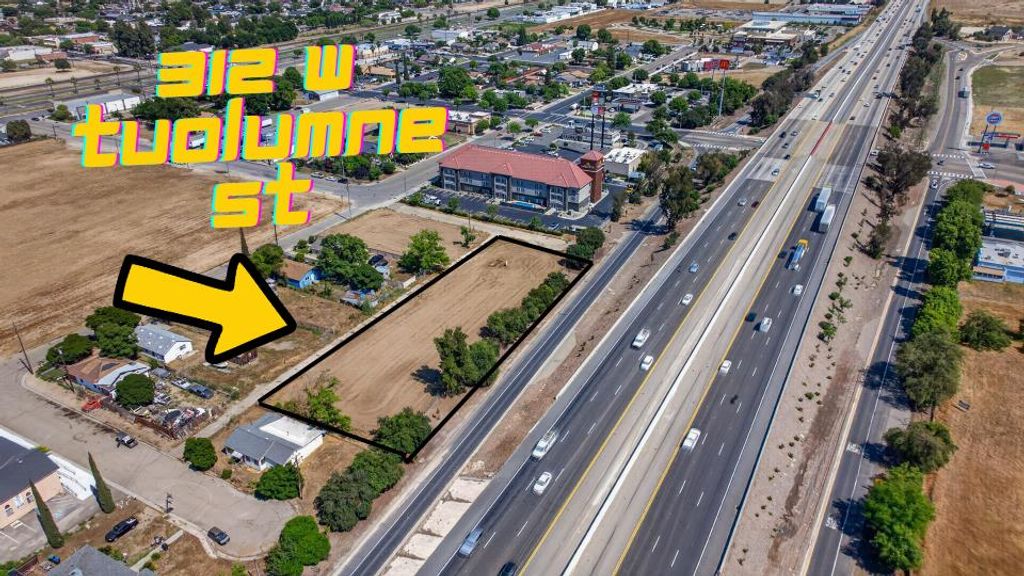 Image 1 of property listing at 312 W Tuolumne Street, Fowler, CA 93625