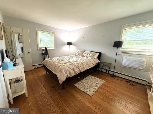 210 E PROVIDENCE RD, Lansdowne, PA 19050