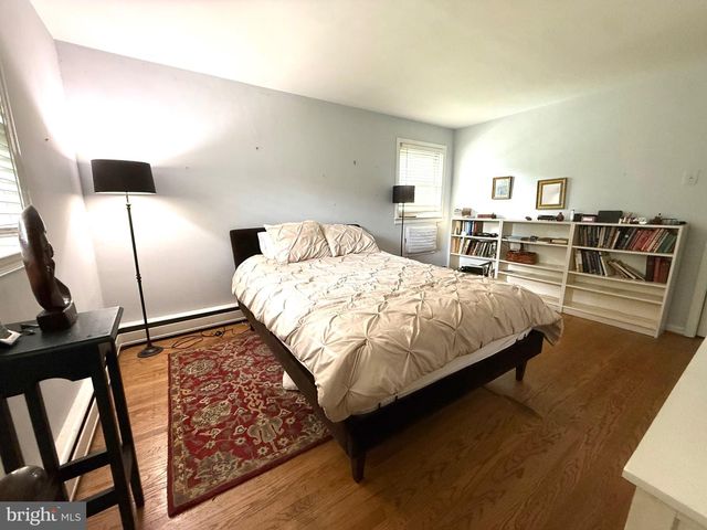 210 E PROVIDENCE RD, Lansdowne, PA 19050